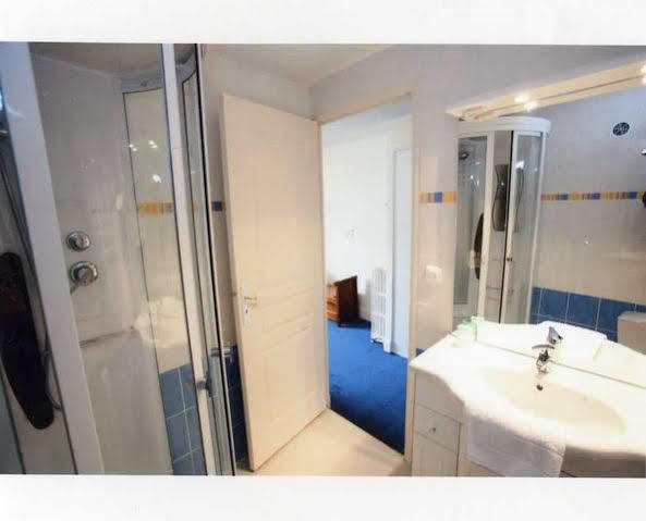 Le Renaissance Otel Aurillac Dış mekan fotoğraf