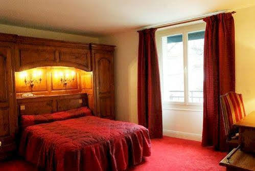 Le Renaissance Otel Aurillac Dış mekan fotoğraf